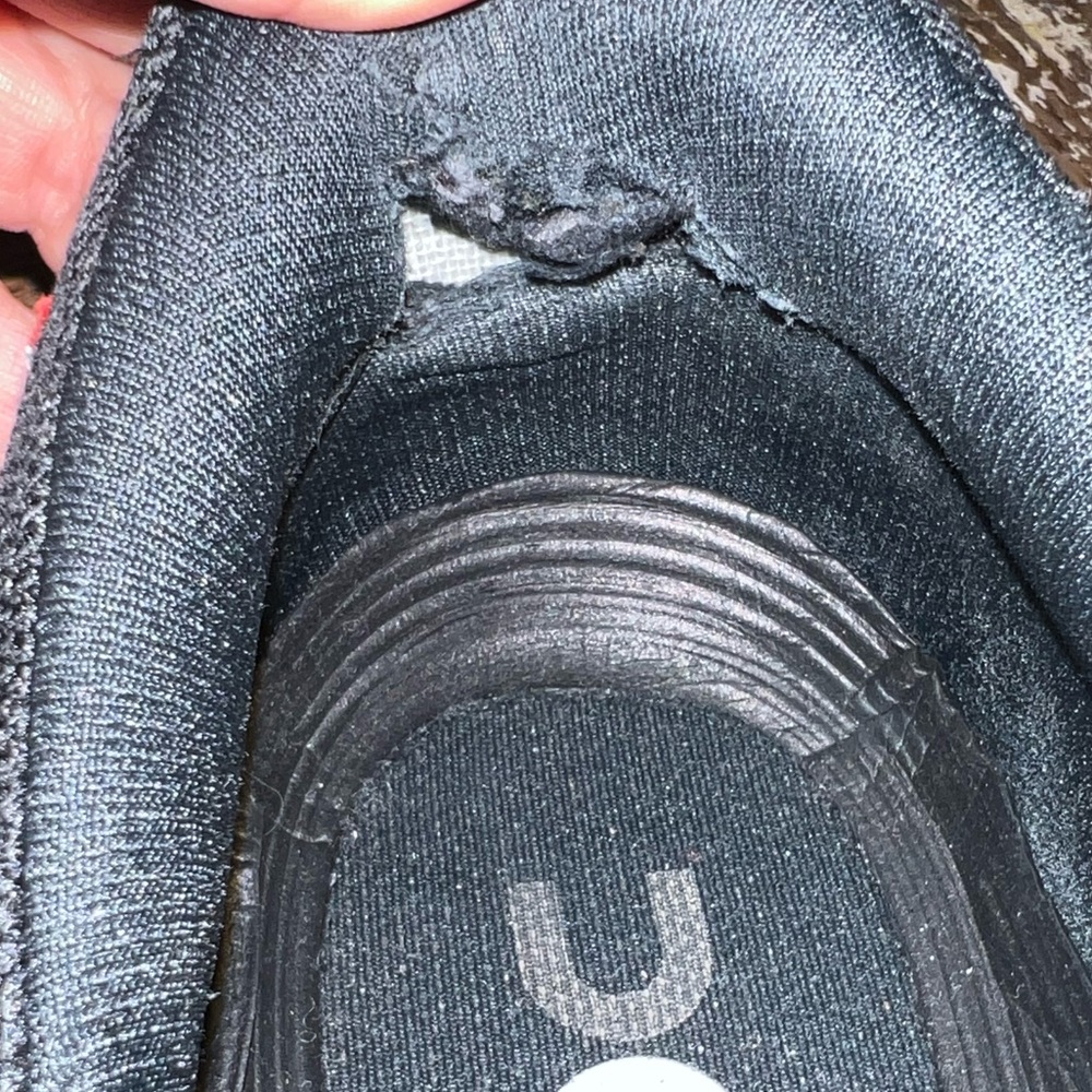 ON Running Men's Cloudswift Sneakers - Picture 8 of 9
